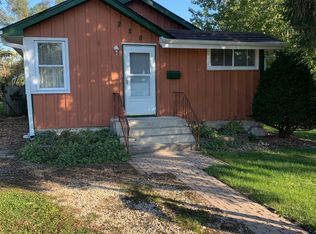 220 W Harding Rd, Lombard, IL 60148