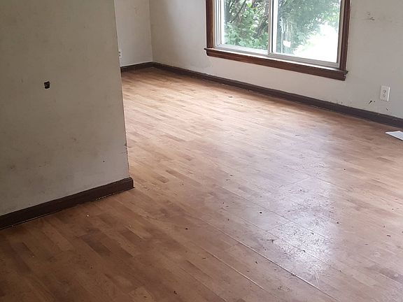 3rd image of 17301 Talford Ave