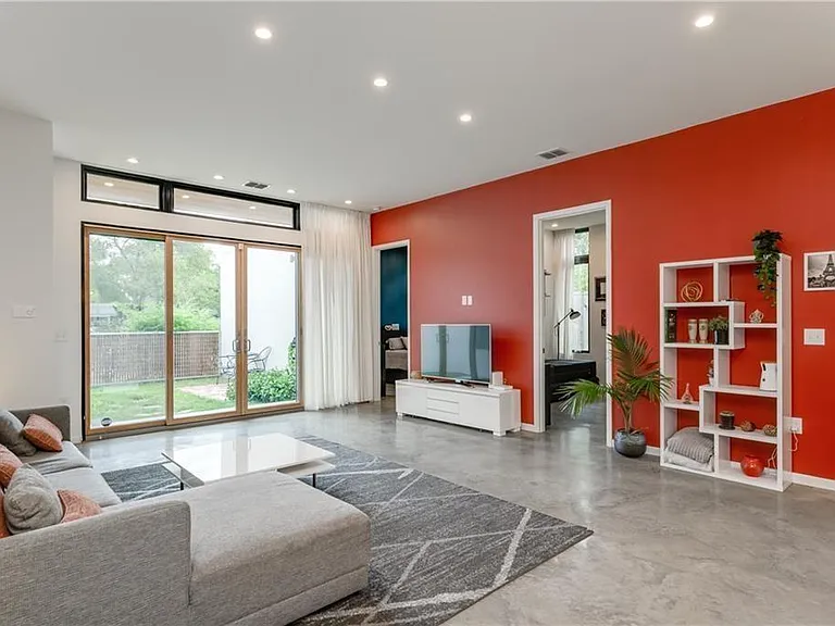 1401 Alegria Rd #B — Photo 8