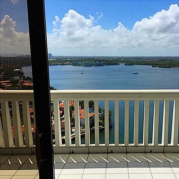 1st image of 1000 Island Blvd #2212
