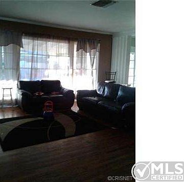 3rd image of 6027 Laurelgrove Ave