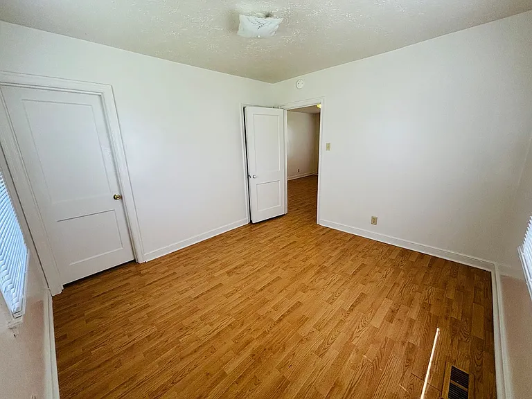8 Lee Hy Ct — Photo 9
