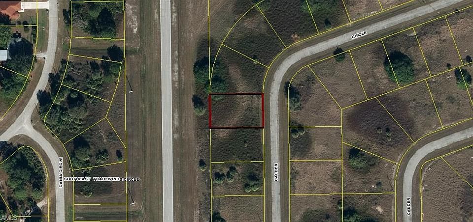 2nd image of 7021 Calder Cir