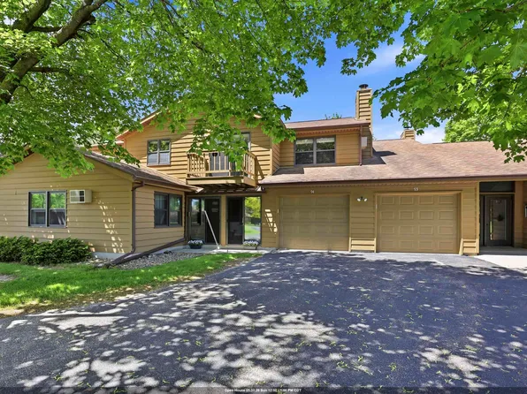 1160 Brittany Ct APT 93, Neenah, WI 54956
