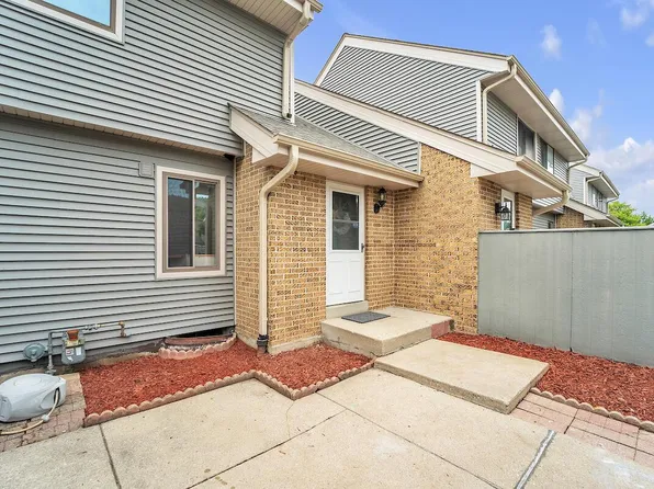 4869 S 19th STREET, Milwaukee, WI 53221