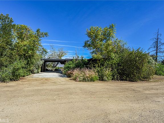 2nd image of 28280 Rawlings Rd