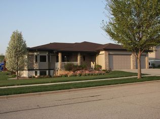 611 Sunset Dr, Lodi, WI 53555