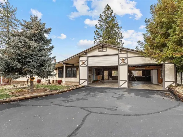 22867 Rolling Woods Dr, Groveland, CA 95321