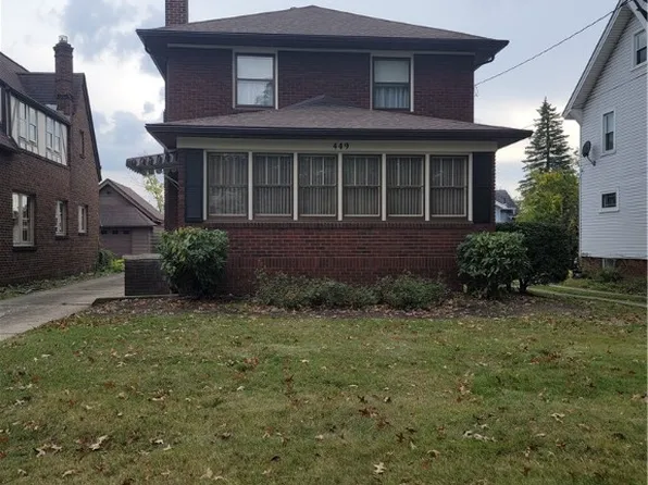 449 E Broadway Ave, Girard, OH 44420