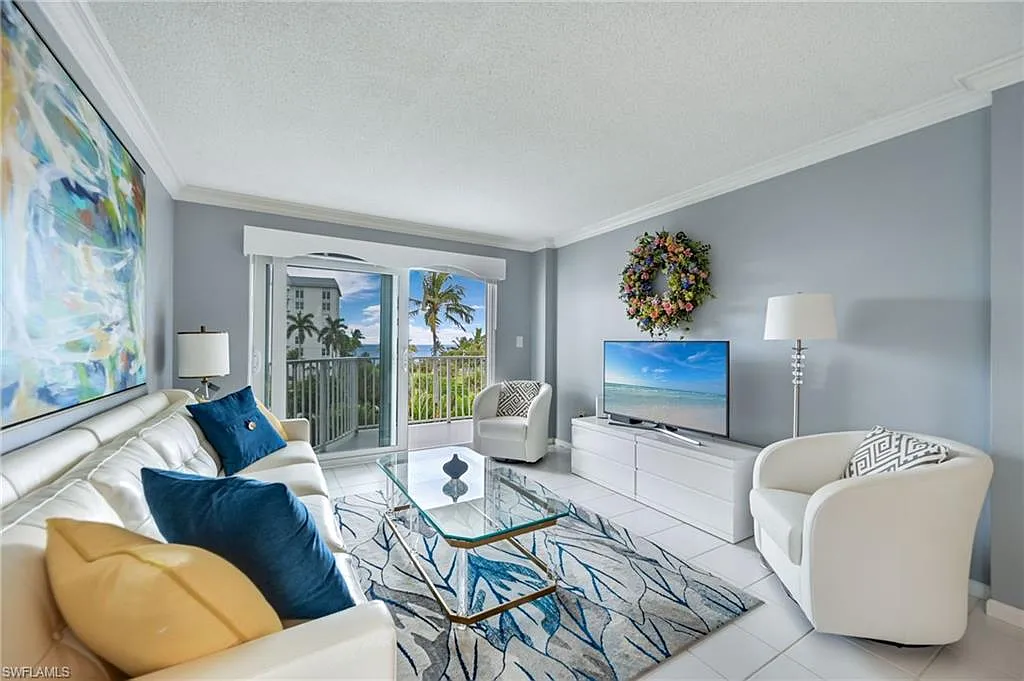 2 bed, 2.0 bath, 970 sqft, $6,500 — Photo 3
