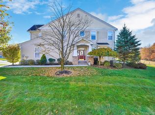 43 Woodside Knolls Drive, Middletown, NY 10940