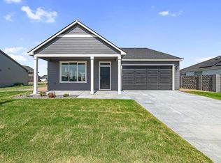 305 Amberly Ave, Grandview, WA