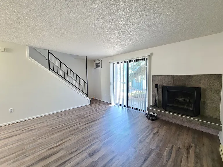 2121 E Upriver Dr #58 — Photo 4
