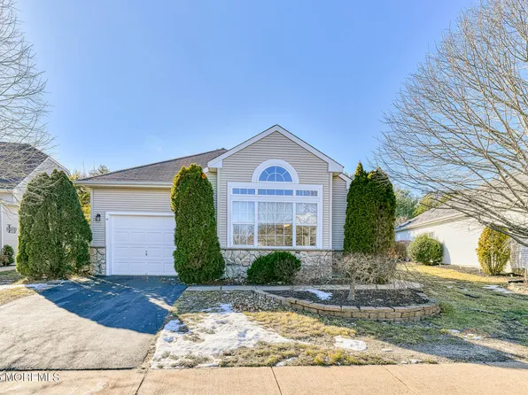9 Rochford Drive, Manchester, NJ 08759