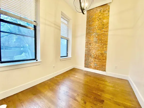 620 Wilson Avenue image 2 of 11