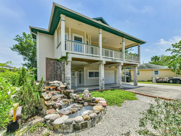 5723 Stewart Ave, Galveston, TX 77551