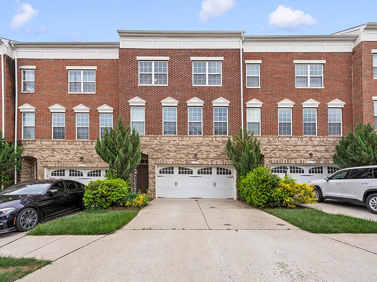 23215 Tradewind Dr — Photo 36