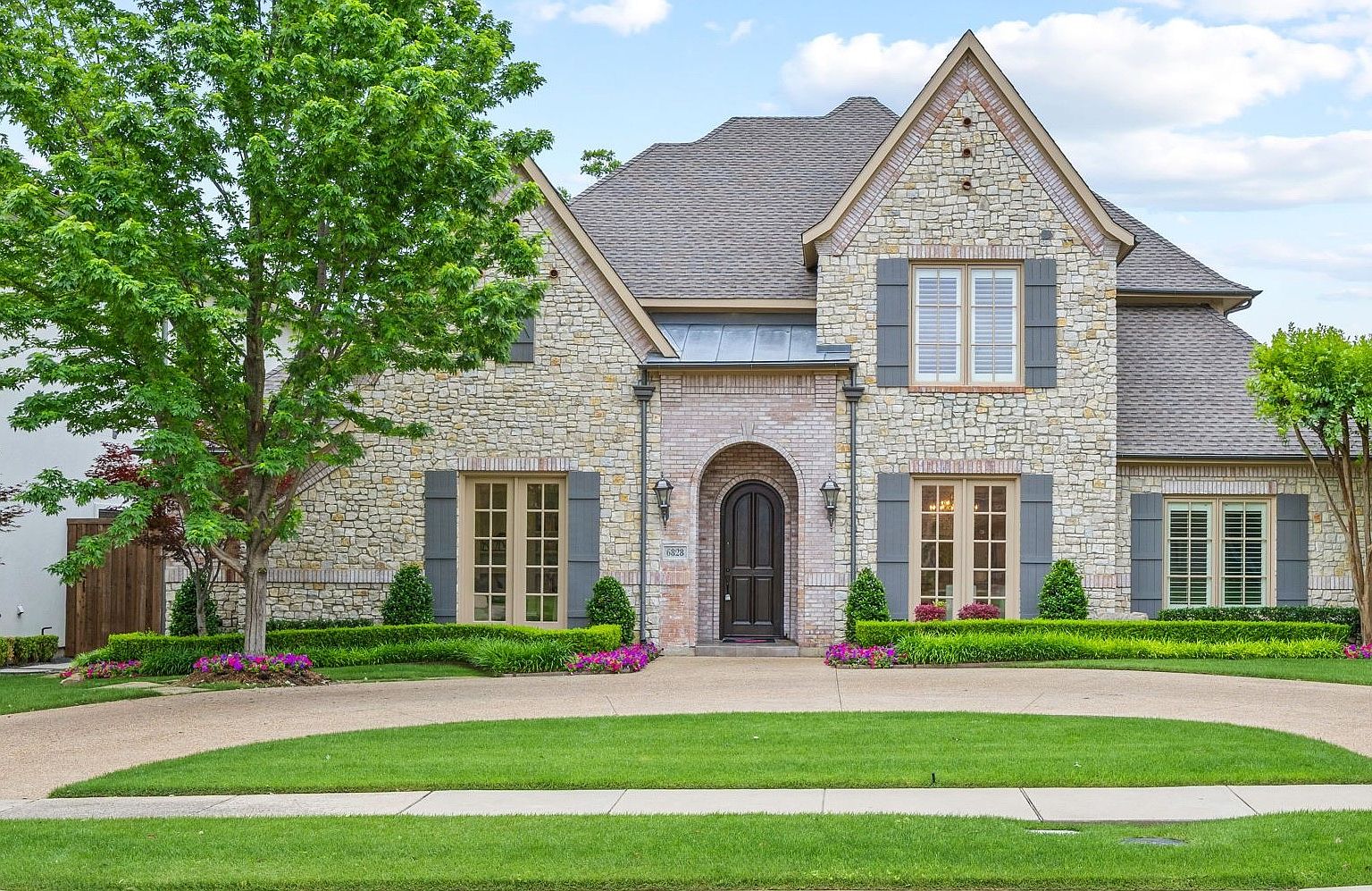 6828 Chevy Chase Ave, Dallas, TX 75225 | MLS #21361049 | Zillow