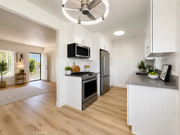 15915 1/2 S Orizaba Ave, Paramount, CA 90723
