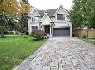 2 Finchley Rd, Toronto, ON M9A2X3