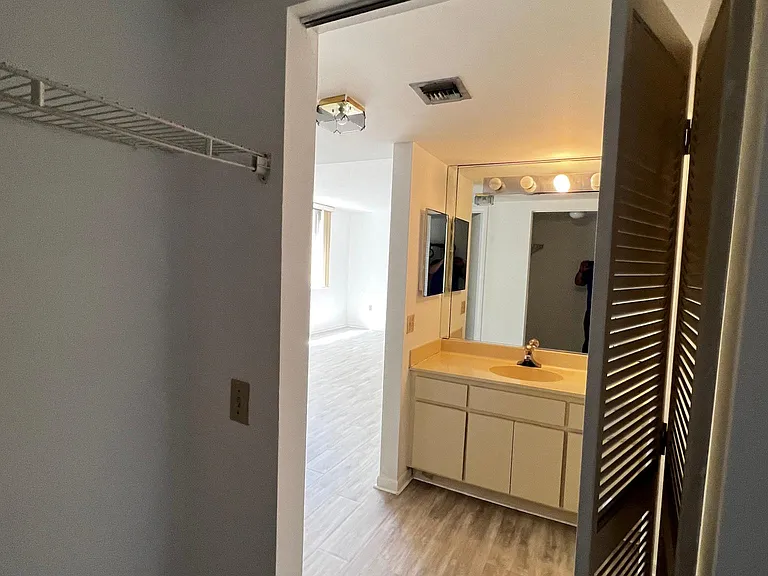 730 Coral Way #101 — Photo 23