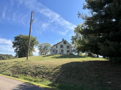 35857 Paulins Hill Rd, Middleport, OH, 45760