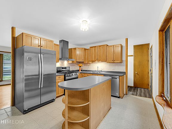 4th image of 18629 W Karen Ln