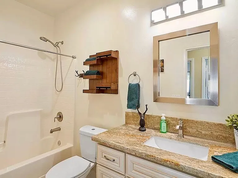 16530 Daza Dr — Photo 20