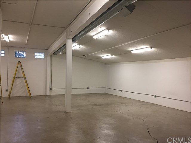 1st image of 567 W 5th St #104