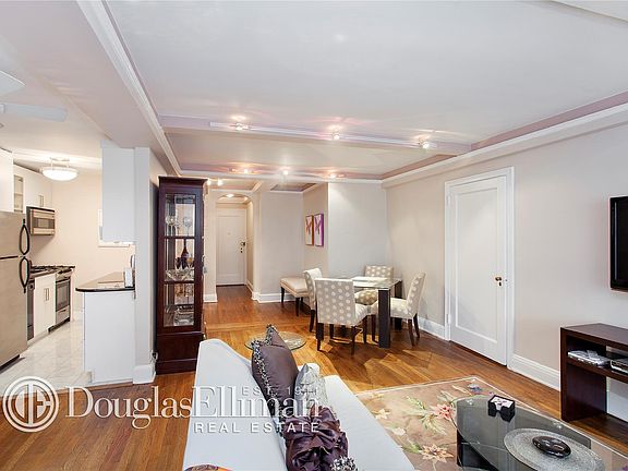 4th image of 424 E 52nd St APT 7D