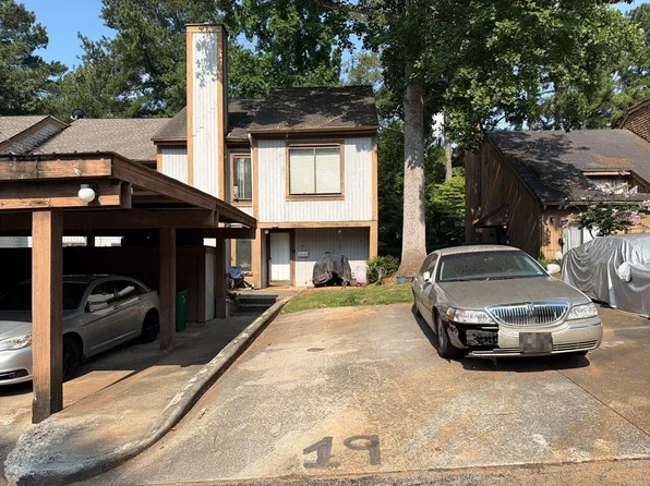 19 Willowick Dr, Lithonia, GA 30038