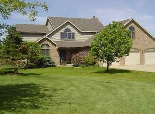 4905 N Sollars Dr, Muncie, IN 47304