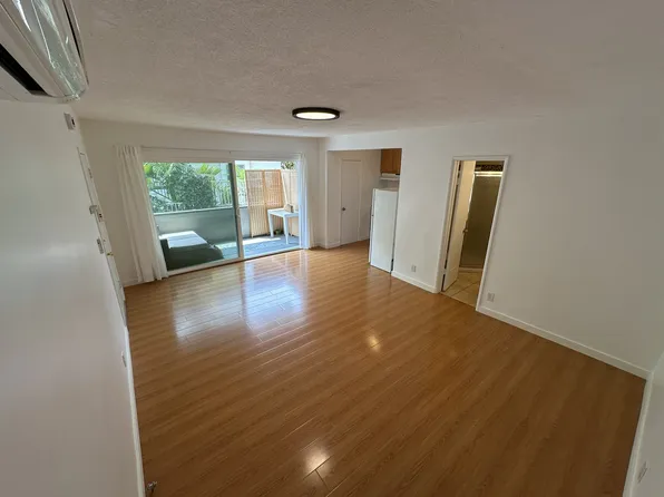 4207 Franklin Ave #2, Los Angeles, CA 90027