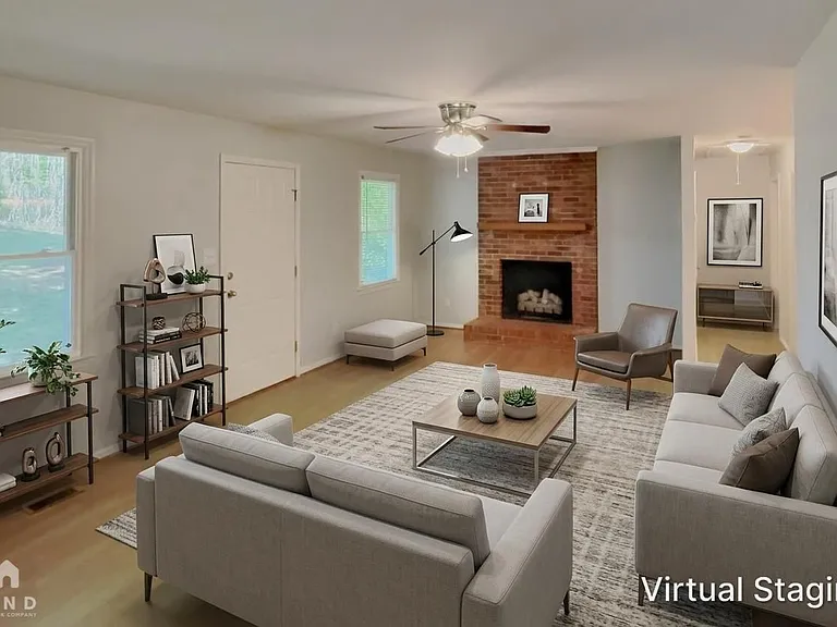 4629 Longbriar Dr — Photo 3
