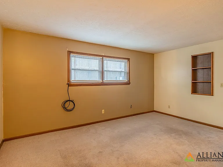 Ninth St. 701 N. — Photo 3