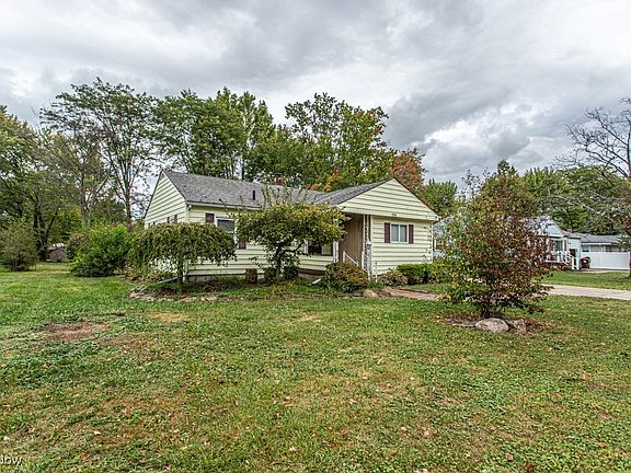 3rd image of 176 Durst Dr