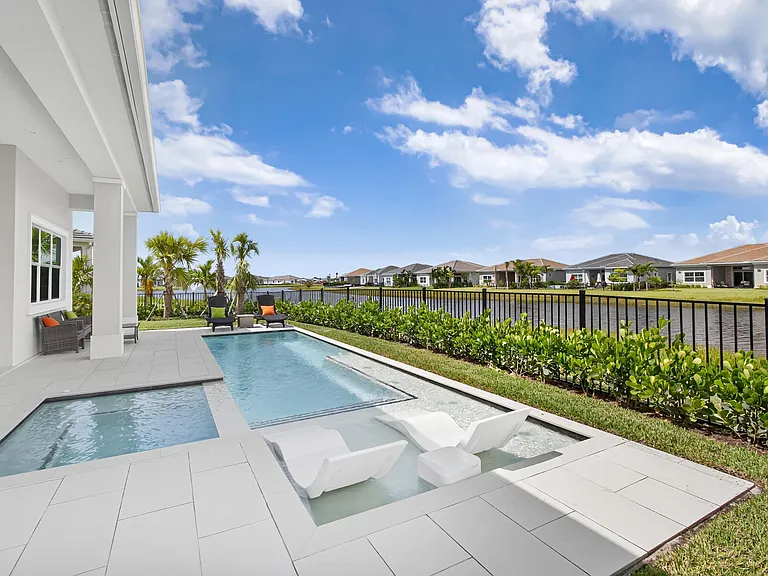10109 Driftwood Way — Photo 4