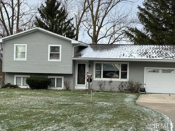 2630 S 600 W, Topeka, IN 46571