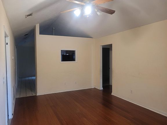 2nd image of 223 Wilson Green Blvd