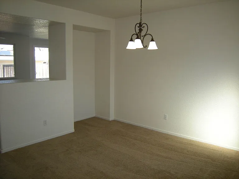 2145 Beaujolais Ct — Photo 3