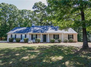 308 Jacobs Ln, Statham, GA 30666