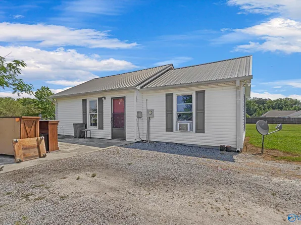 26769 Thach Rd, Athens, AL 35613