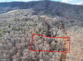 3 Mile Bank Ln, Edinburg, VA 22824