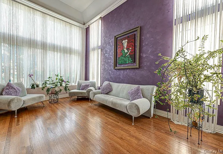 37 Crescent Cove Cir — Photo 6