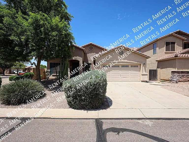 30984 N Obsidian Dr — Photo 2