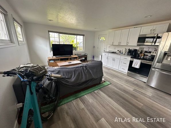 6915 S Brookhill Dr UNIT B