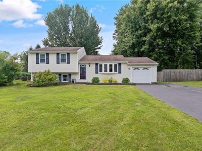 3719 Snowdrop Rd, Baldwinsville, NY, 13027