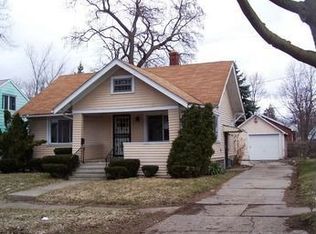 1914 Clement St, Flint, MI 48504