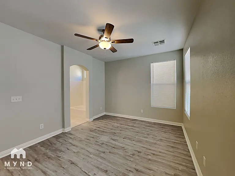 2500 Birds Nest Cactus Ct — Photo 9