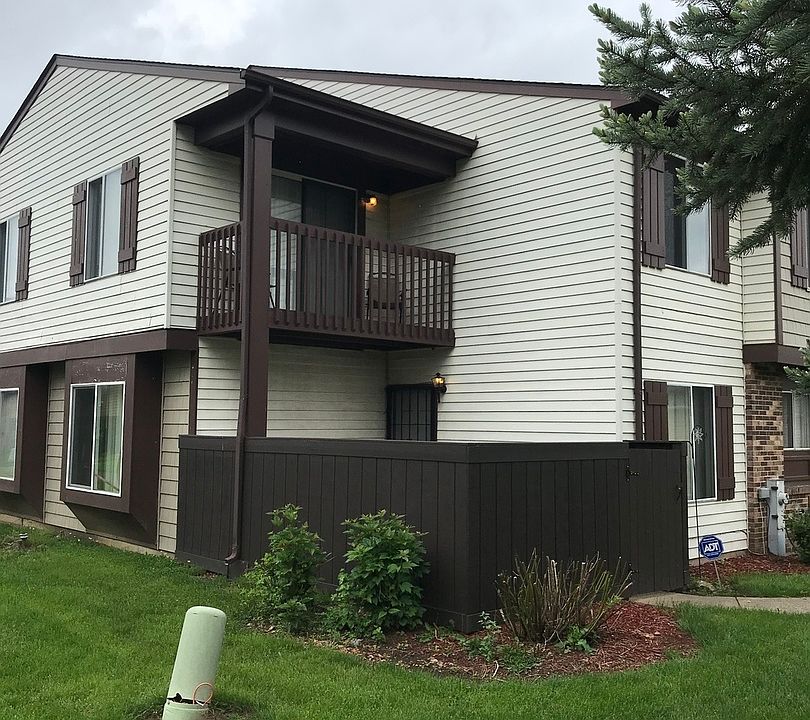 1st image of 9P Fernwood Dr #9P
